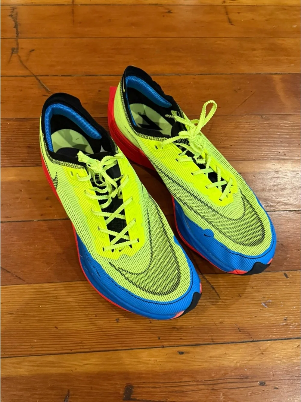 Nike Men's Athletic Shoes Neon Yellow Blue Red - Picture 4 of 6